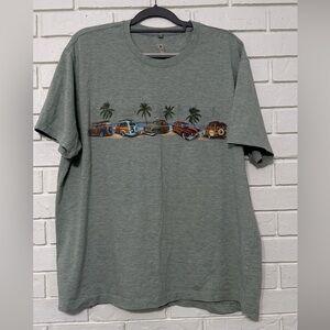 Men’s blue green tee with vintage car and surfboard graphic. Size XXL